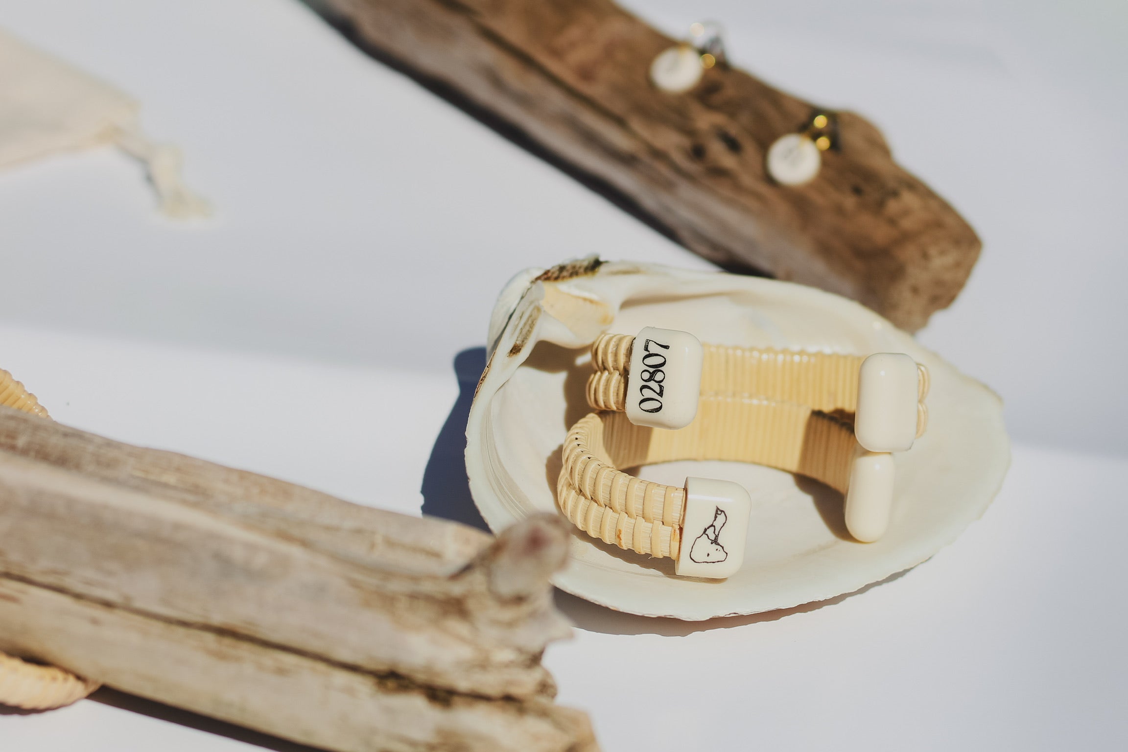 ISLAND DOUBLE  - With Customized Corian End Caps