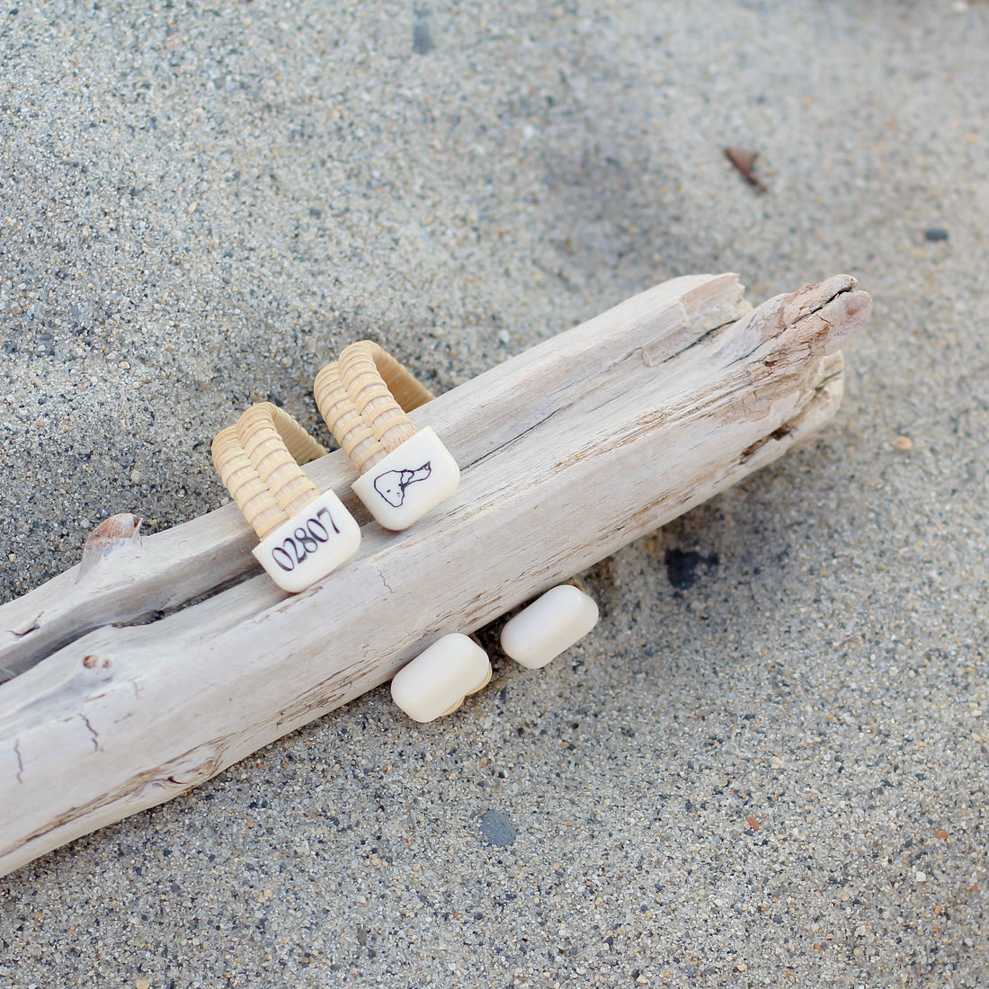 ISLAND DOUBLE  - With Customized Corian End Caps