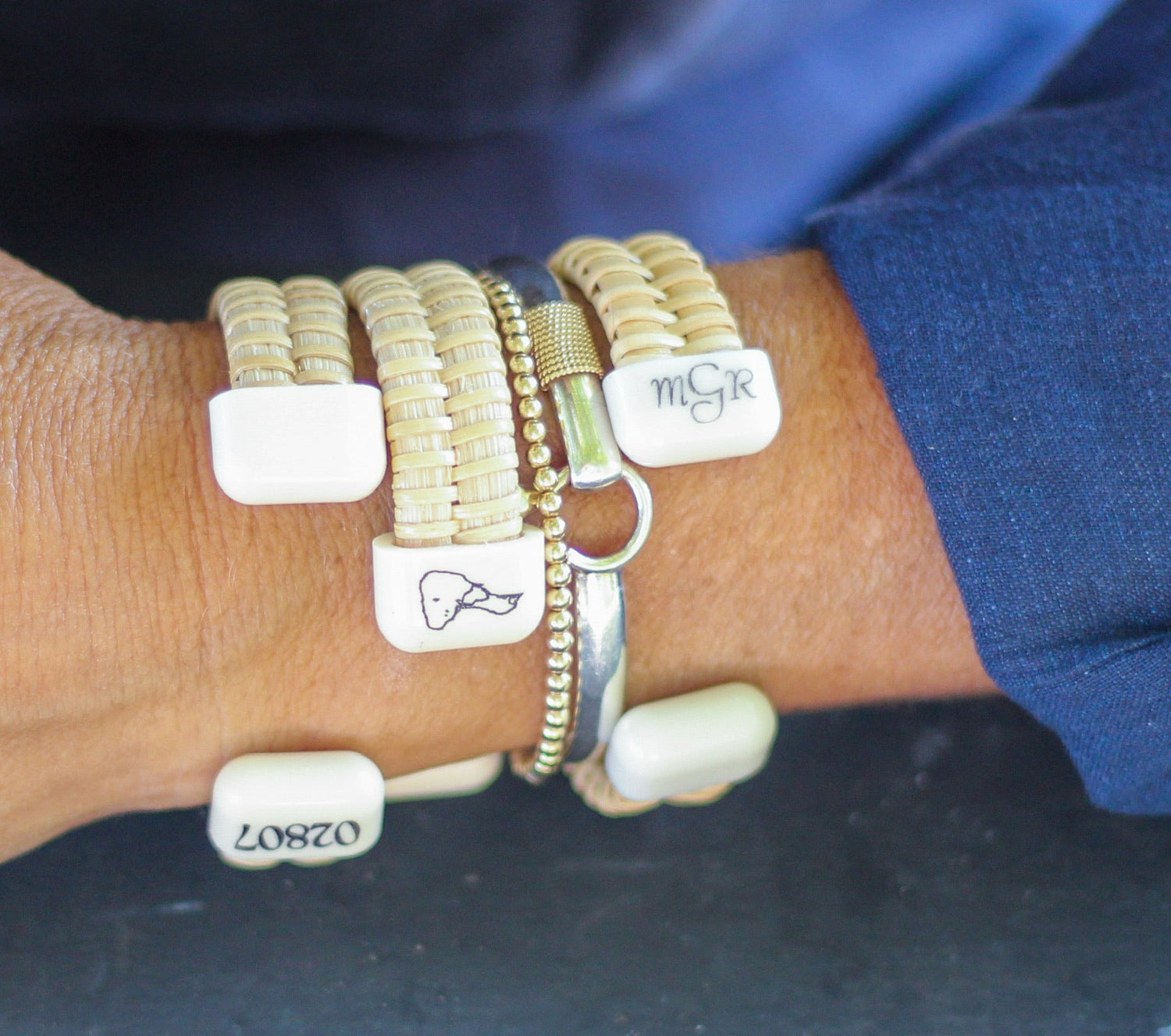 ISLAND DOUBLE  - With Customized Corian End Caps